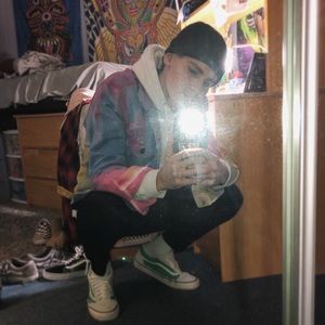 Meet your Posher, Evan